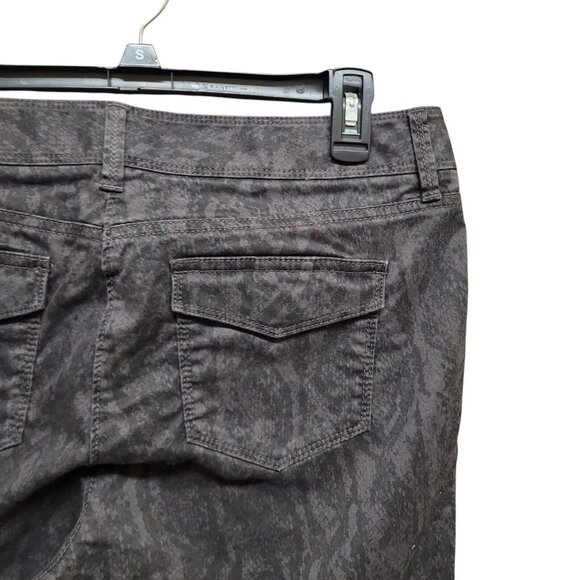 Ann Taylor LOFT Twill Stretch Pant Marisa Snake Print Black Grey Cargo Womens 10 - Picture 9 of 16